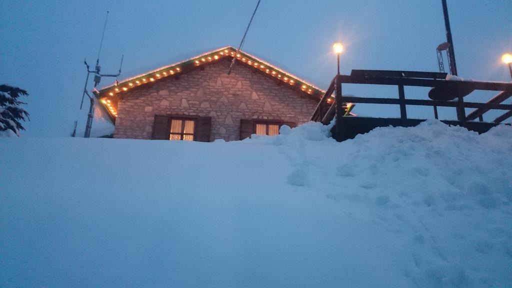 Casetta Next To The Creek Dino Buzzati Belluno Exterior photo